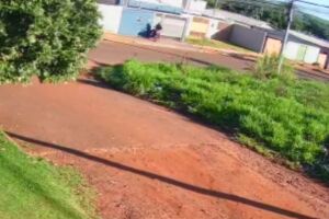 Câmera registrou saída de motociclista esfaqueado e morto (vídeo)