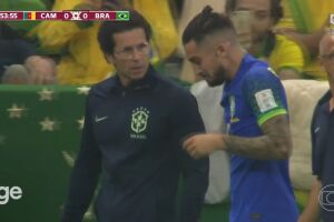 Alex Telles deixou o campo chorando na última rodada