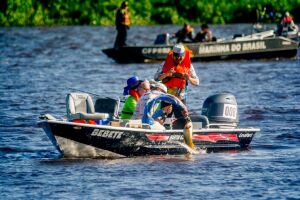 Pescadores e comerciantes que infringirem a lei estarão sujeitos a prisão em flagrante