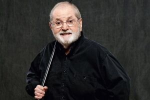 Após quatro meses, família revela causa morte de Jô Soares