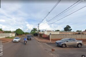 Motorista apanha a capacetadas após fechar motociclista no Universitário