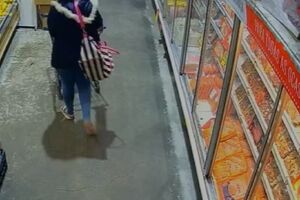 Suspeita foi presa em flagrante 