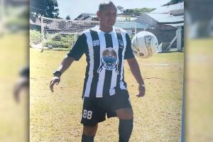 Amigos destacam 'alegria e amor pelo esporte' em despedida de técnico do Operário