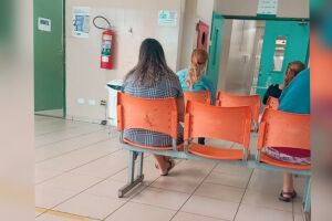 Paciente sai chorando de consultório após grosseria de médico na UPA Coronel Antonino