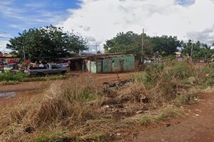 Polícia encontra motocicleta furtada em desmanche no Jardim Carioca