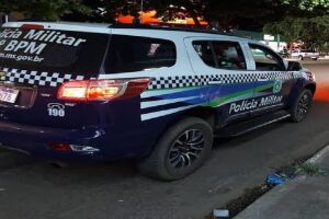 Casal em motocicleta atropela mãe e filho e foge sem prestar socorro em MS