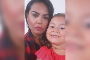 Filha conquista bolsa em escola particular e mãe pede ajuda para pagar matrícula e material