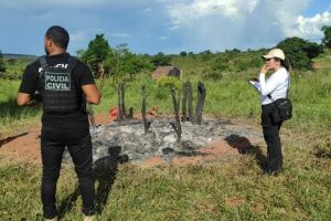 Adolescente socorre avó golpeada com facão e bandido incendeia casa