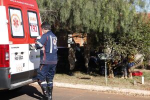 Mulher sente dores nas costas e morre nos braços da filha na Vila Alba