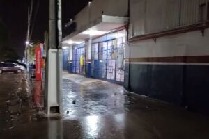 Bandidos são recebidos a 'bala' durante roubo a caminhonete em Ponta Porã