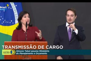 Ministra do Planejamento toma posse no governo