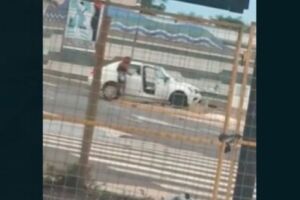 Travesti se revolta e quebra carro na Capital 