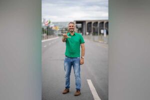 Professor Tiago Botelho participa da cerimônia de posse de Lula neste domingo