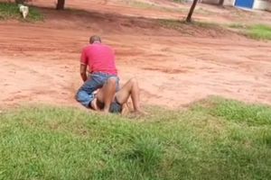 Em ato de covardia, ele subiu em cima da esposa e deu diversos murros em seu rosto