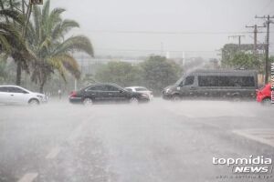 Chove forte em Campo Grande