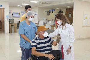 Paciente celebra sucesso no transplante