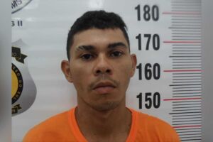 Rapaz morreu em troca de tiros com a polícia na noie deste sábado