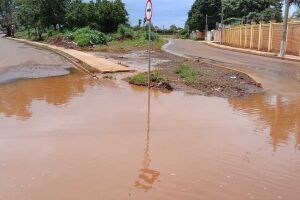 Bairro Nova Campo Grande pede socorro com ruas alagadas e esburacadas (vídeo)