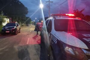 Polícia Civil esteve na rua Alberto da Veiga realizando os trabalhos