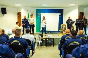 Adriane Lopes anuncia convocação de mais 100 novos guardas civis