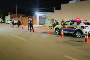 Blitz da Lei Seca prende três pessoas em Campo Grande