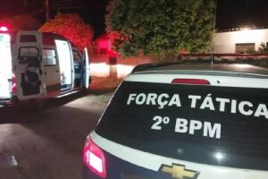 Homem foi atendido pelo Samu, que só encontrou ferimentos provocados pelo soco que ele deu na janela