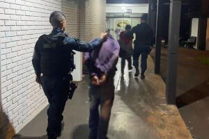 Suspeito foi preso em flagrante 