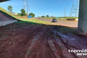 Trecho ficou cheio de barro por conta do desvio dos veículos