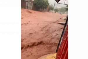 Chuva forte atingiu região norte da cidade 