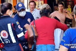 Briga começou na calçada e invadiu loja