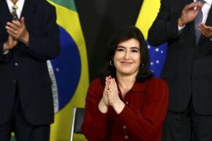Ministra do Planejamento, Simone Tebet participa de reunião com governador