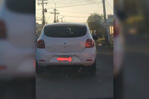 Veículo chegou a reduzir a velocidade, mas não parou