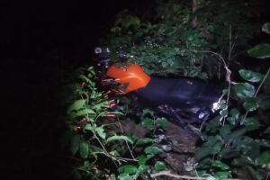 Suspeitos de matarem agiota são presos em esconderijo em Coxim