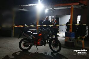 Bandidos tentaram levar a moto do servidor