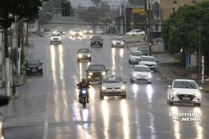 Chuva chega em Campo Grande e inmet alerta para tempestade (vídeo)