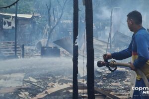 Mais de 10 barracos foram destruídos