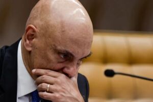 Segundo Moraes, existiam tr&ecirc;s planos em rela&ccedil;&atilde;o a ele