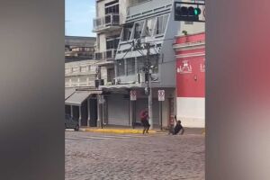 Homem quase foi linchado pelos moradores