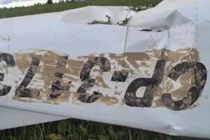 Avião boliviano carregado de cocaína cai na fronteira brasileira 