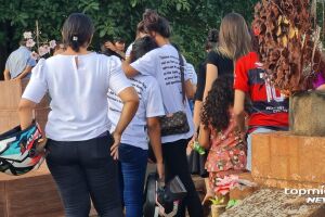 Aysla foi enterrada com pedido de m&atilde;e para ''n&atilde;o ir'' 