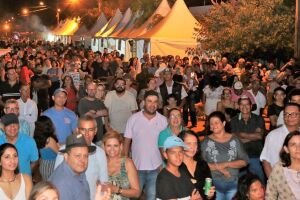 Festa passa para o dia 8 de junho 