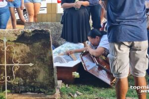 Pedido de m&atilde;e foi momento de maior dor em enterro 