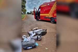 Acidente entre moto e picape deixa motociclista ferido em São Gabriel