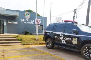 Homem &eacute; flagrado observando mulher no banho em fazenda e acaba preso em Amambai