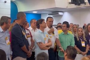 Carlão comandou convenção do PSB 