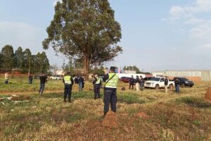 Corpo estava crivado de balas em um descampado 