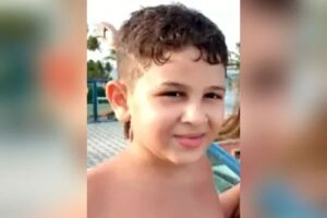 Criança morre ao tomar choque em grade de escolinha de futebol no RJ