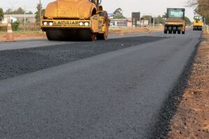 Governo investe R$ 8 milhões em asfalto e drenagem em Pedro Gomes e Eldorado