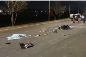 Motociclista morreu no local