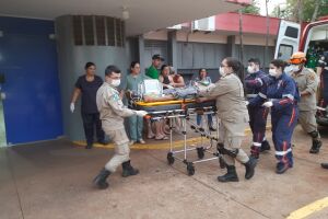 Jovem morre baleado na cabeça em frente a conveniência em Dourados